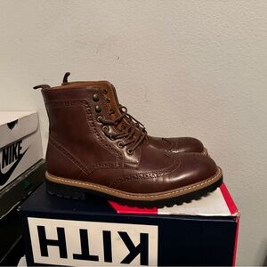 Brown Leather Lace-Up Boots